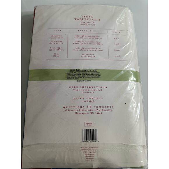 Vintage NWT New Christmas Oblong Tablecloth  Harlequin Vinyl back 84 x 60 - Picture 3 of 5